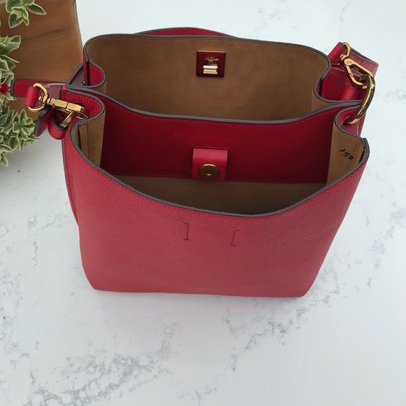 MCM NEW Milla Hobo Medium Bag - Picture 6 of 8